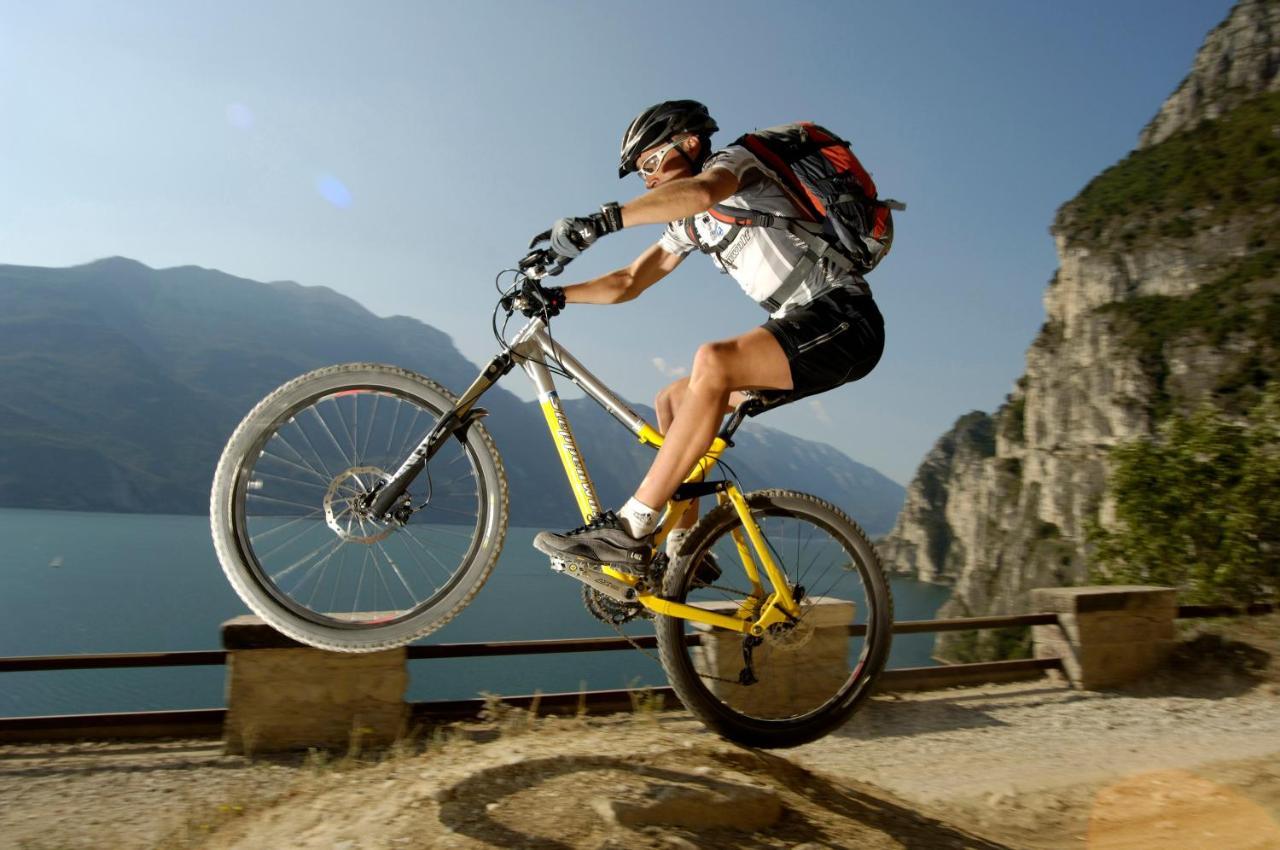 Villa Torbole Torbole Sul Garda Eksteriør billede
