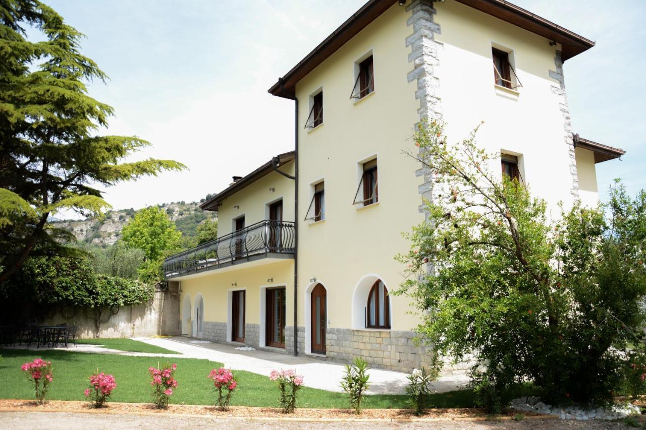 Villa Torbole Torbole Sul Garda Eksteriør billede