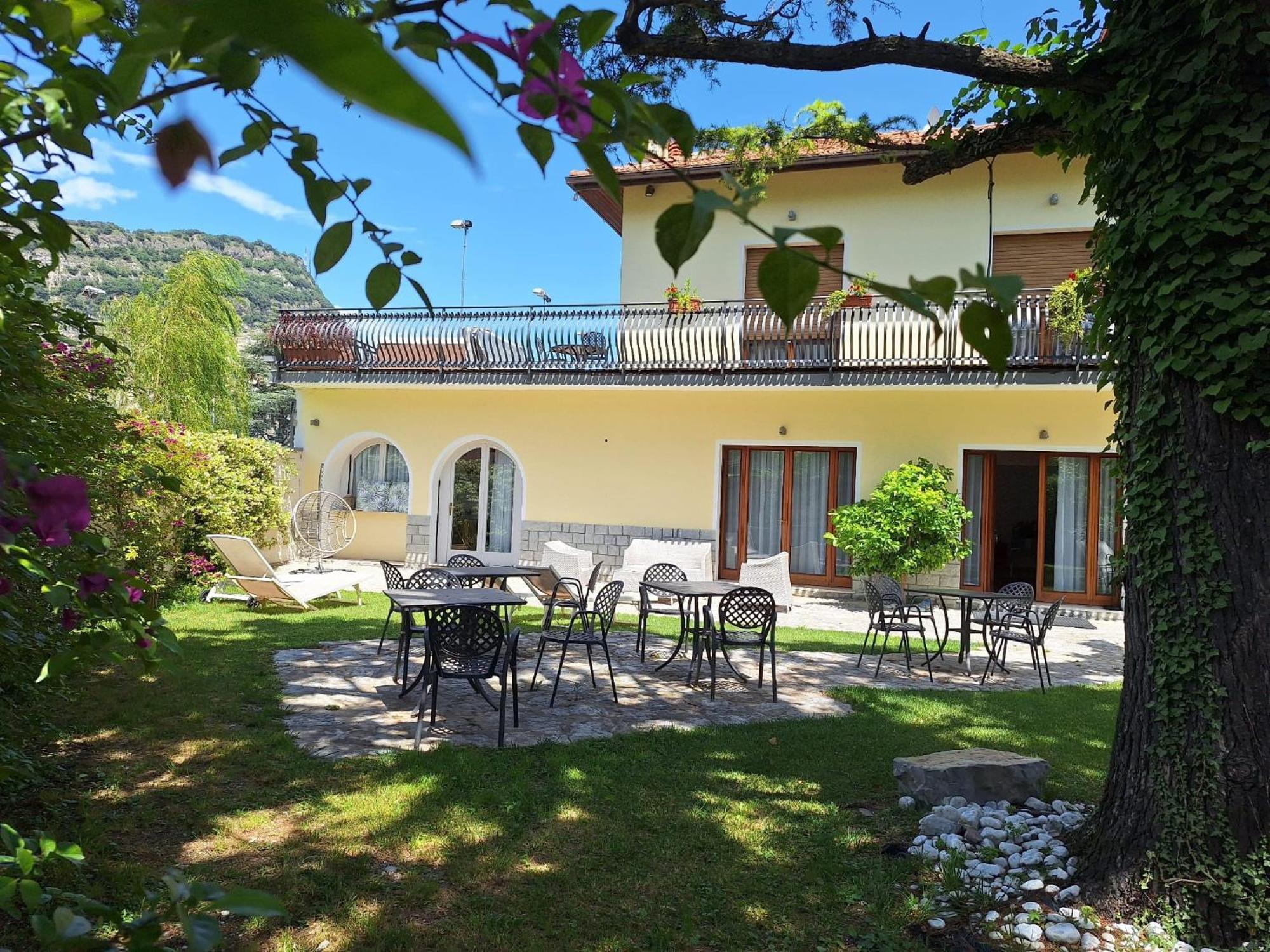 Villa Torbole Torbole Sul Garda Eksteriør billede